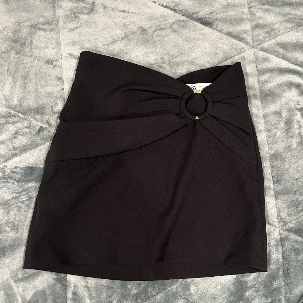 Zara black skirt.